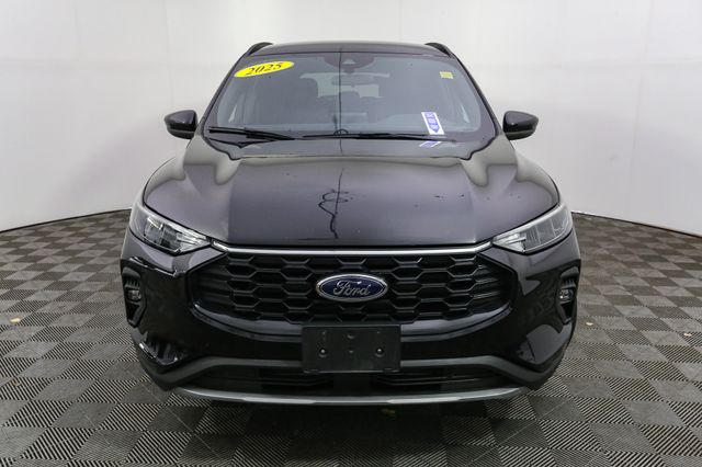 Used 2025 Ford Escape ST-Line Select SUV