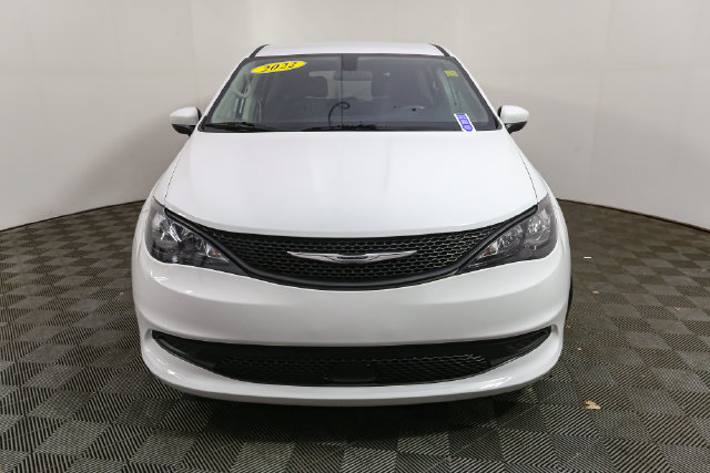 Used 2022 Chrysler Voyager LX Minivan/Van