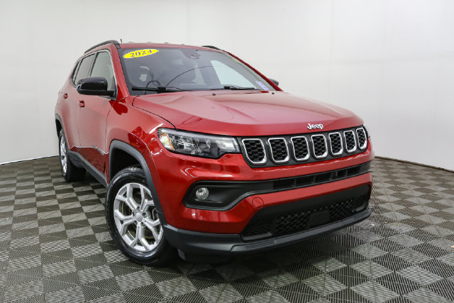 Used 2024 Jeep Compass Latitude SUV