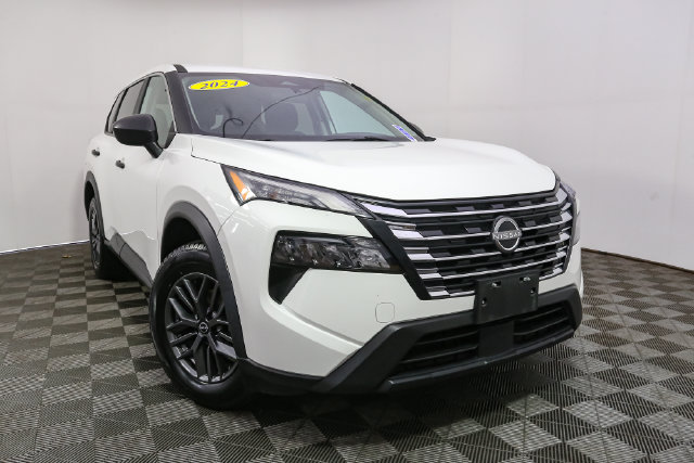 Used 2024 Nissan Rogue S SUV