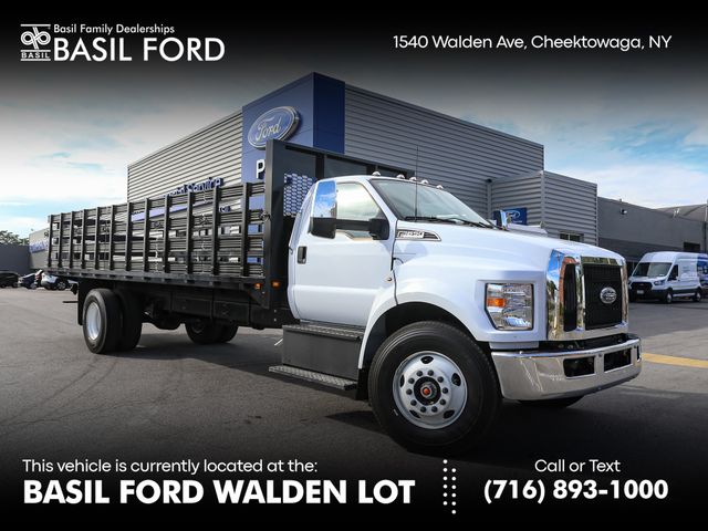  Ford F-650SD