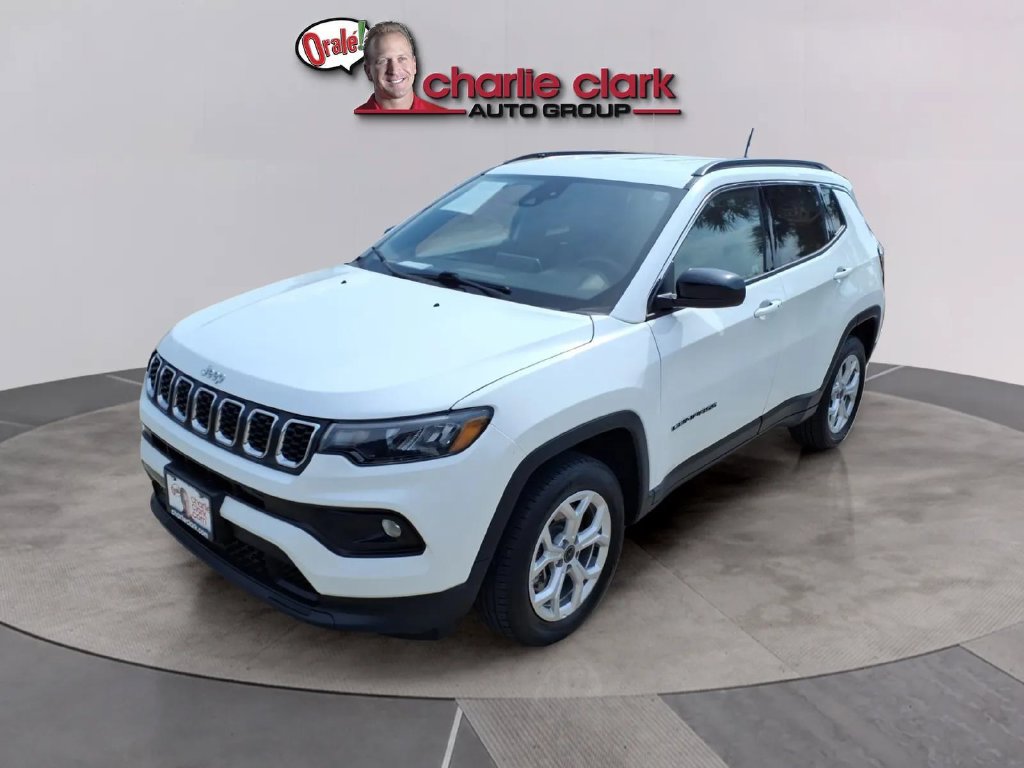 Used 2025 Jeep Compass Latitude SUV