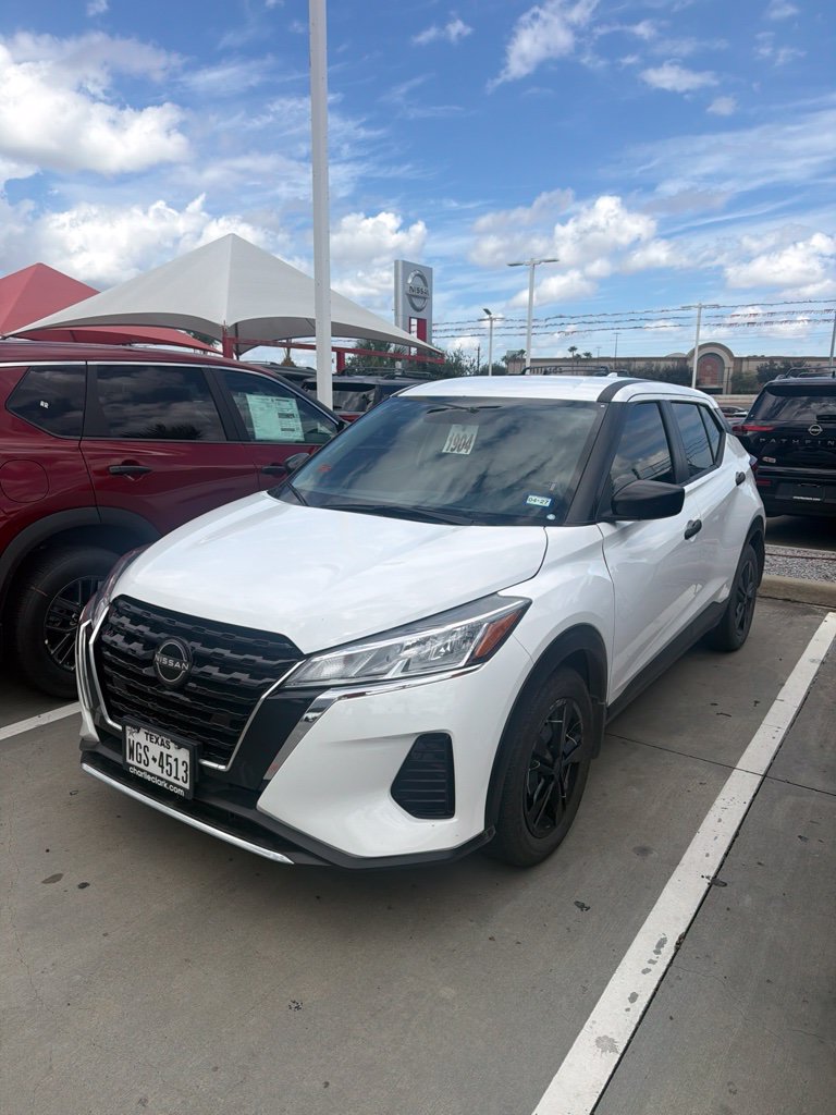 2025 Nissan KICKS PLAY
