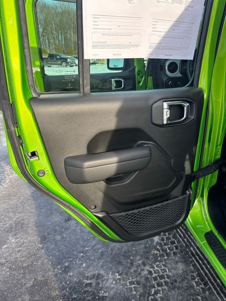 2025 Jeep Wrangler 4-Door Sport - Photo 17