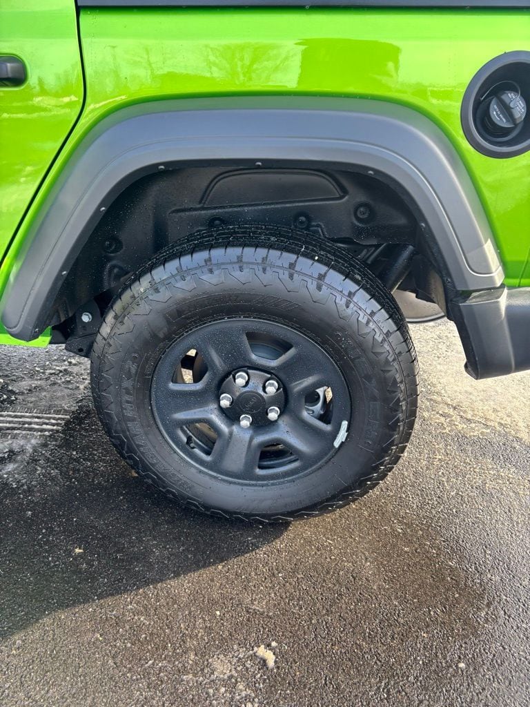2025 Jeep Wrangler 4-Door Sport - Photo 24