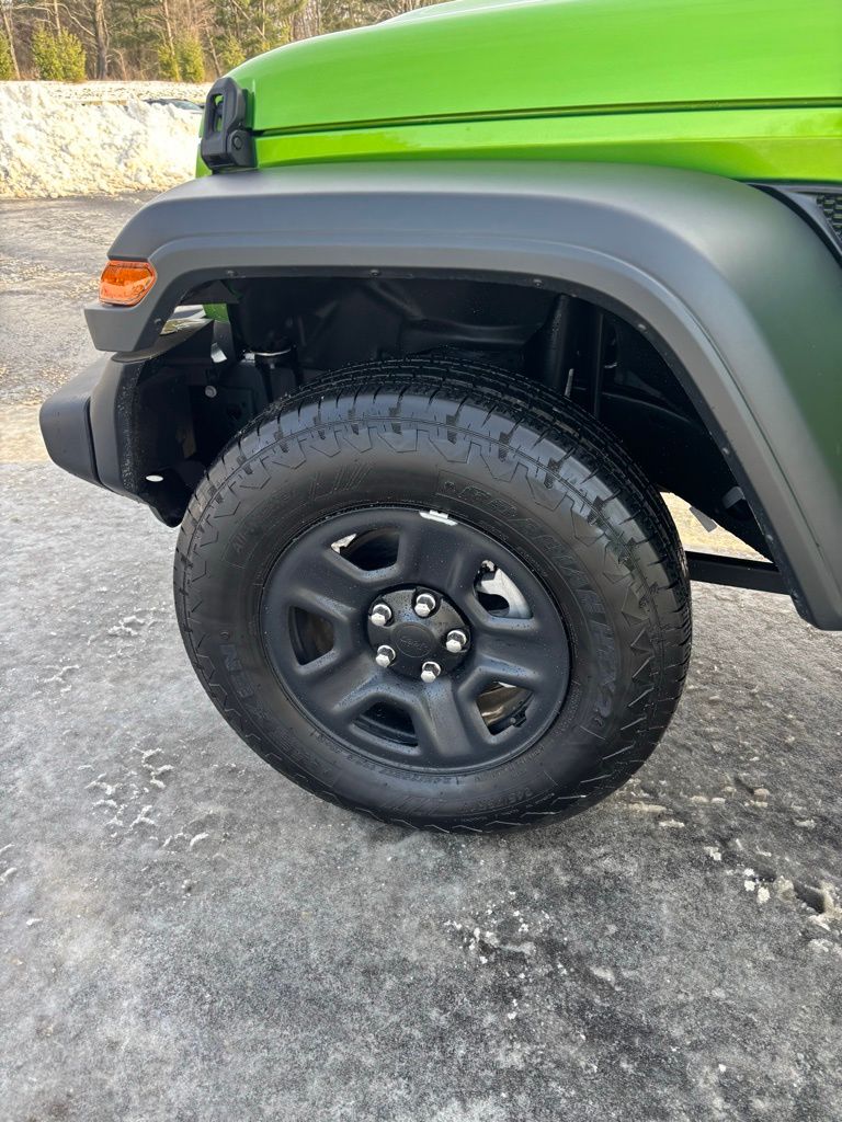 2025 Jeep Wrangler 4-Door Sport - Photo 25