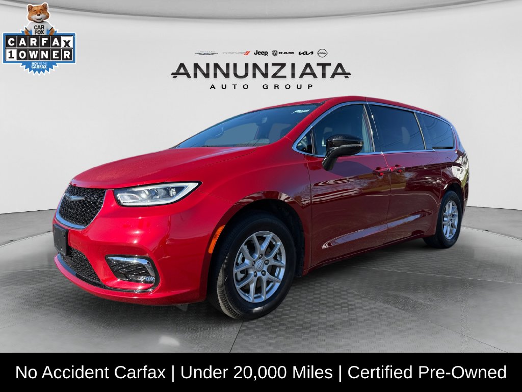 2026 Chrysler Pacifica Select