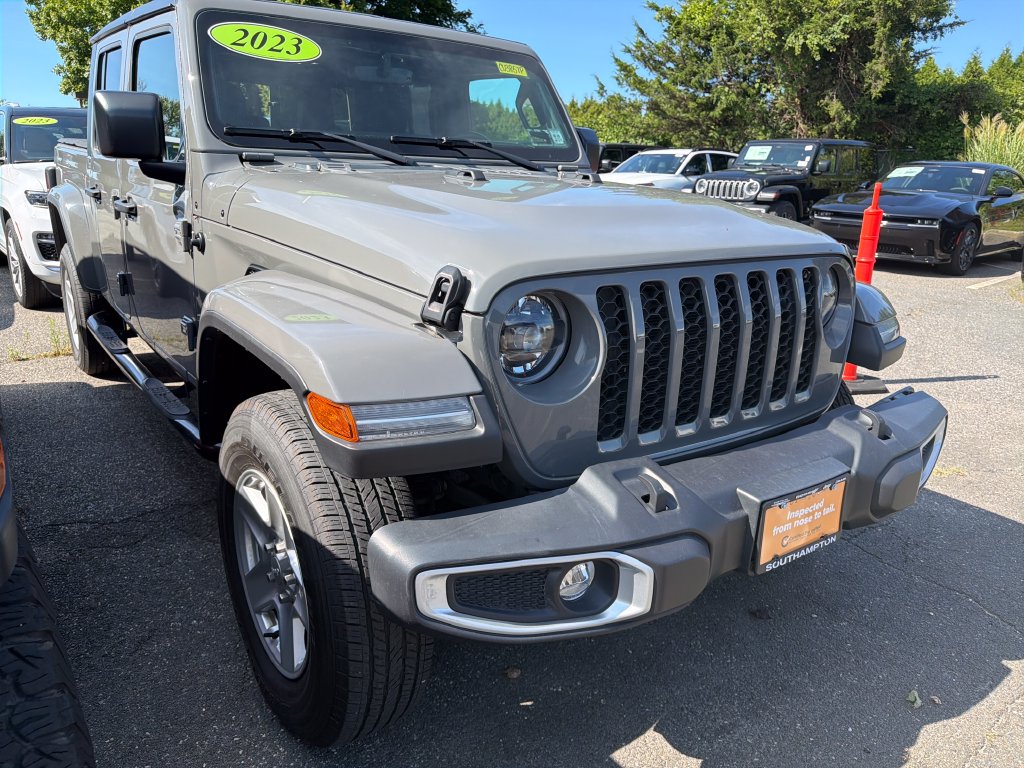 2023 Jeep Gladiator