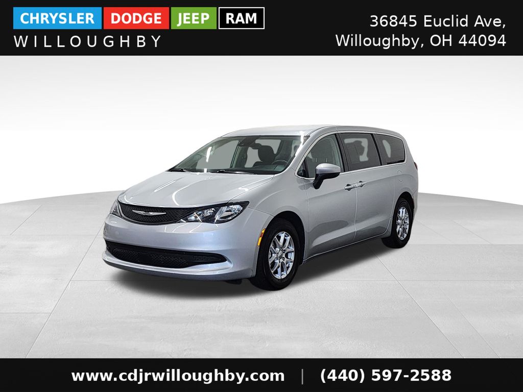 2023 Chrysler Voyager