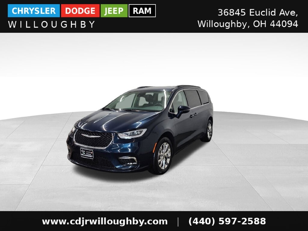 2022 Chrysler Pacifica Touring L