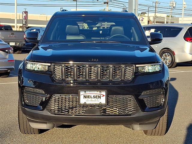 Used 2024 Jeep Grand Cherokee Altitude X SUV