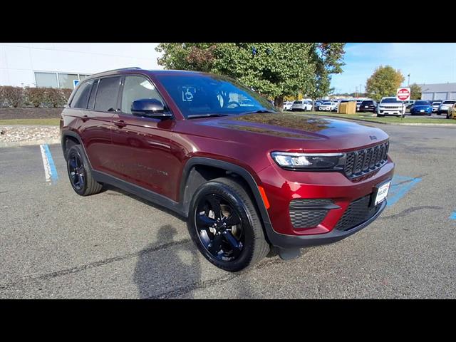 Used 2025 Jeep Grand Cherokee Altitude X SUV