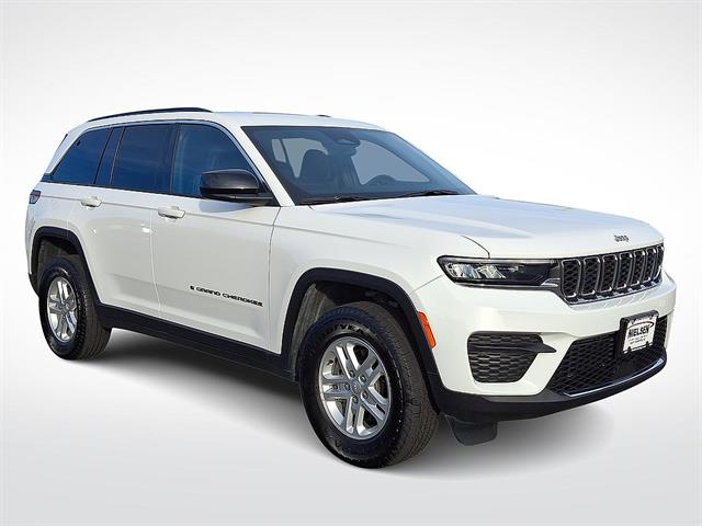 Used 2024 Jeep Grand Cherokee Laredo SUV