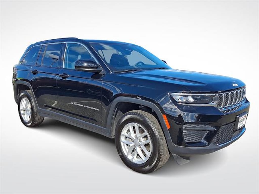 Used 2024 Jeep Grand Cherokee Laredo X SUV