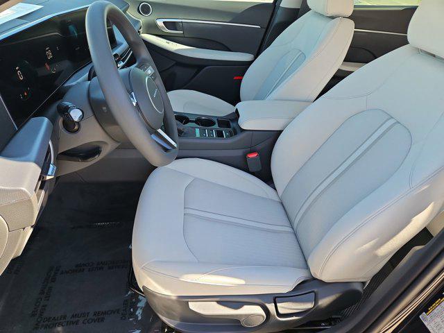 2026 Hyundai Sonata SE - Photo 16