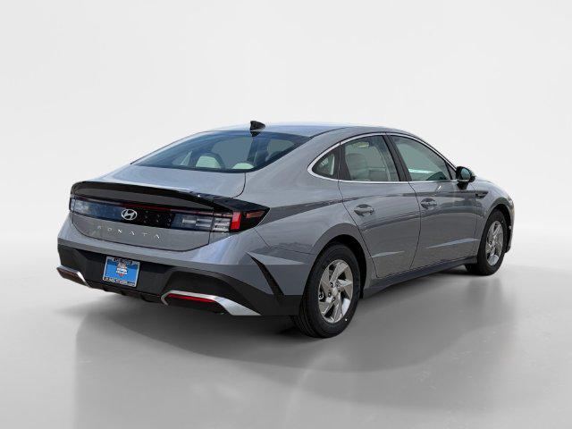 2026 Hyundai Sonata SE - Photo 6