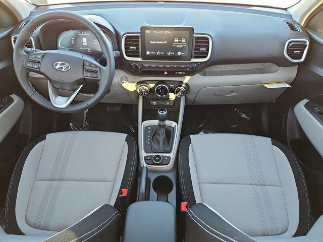 2026 Hyundai Venue SEL - Photo 15