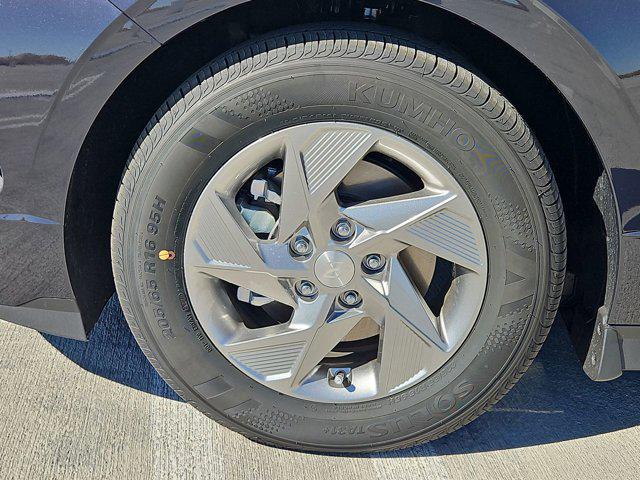 2026 Hyundai Sonata SE - Photo 13