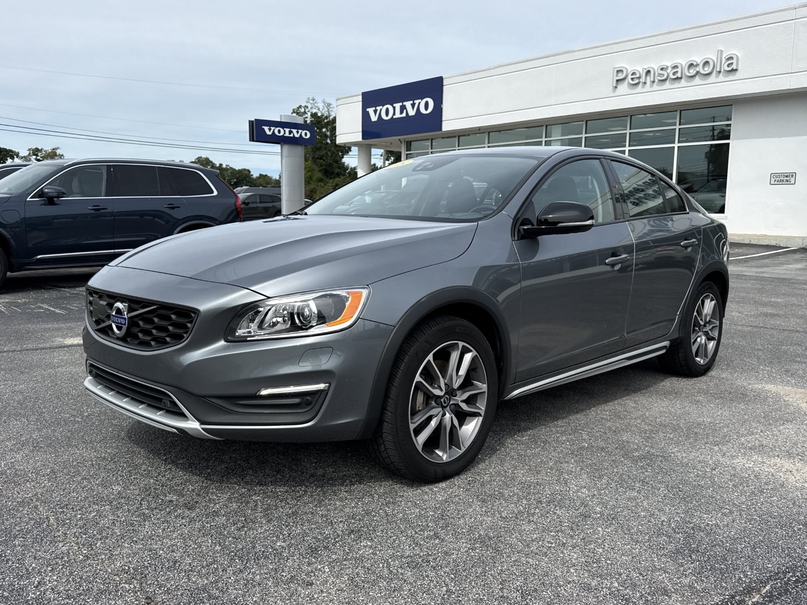 2018 Volvo S60 Platinum