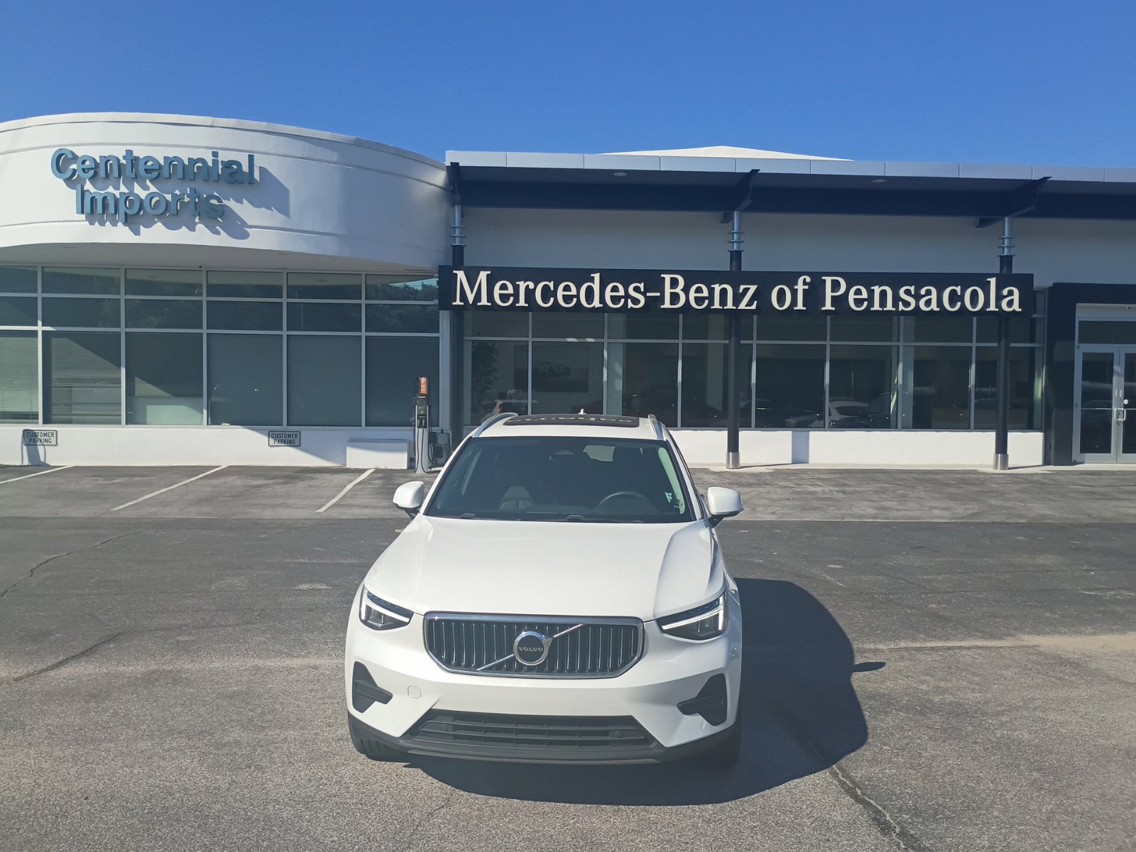 2024 Volvo XC40