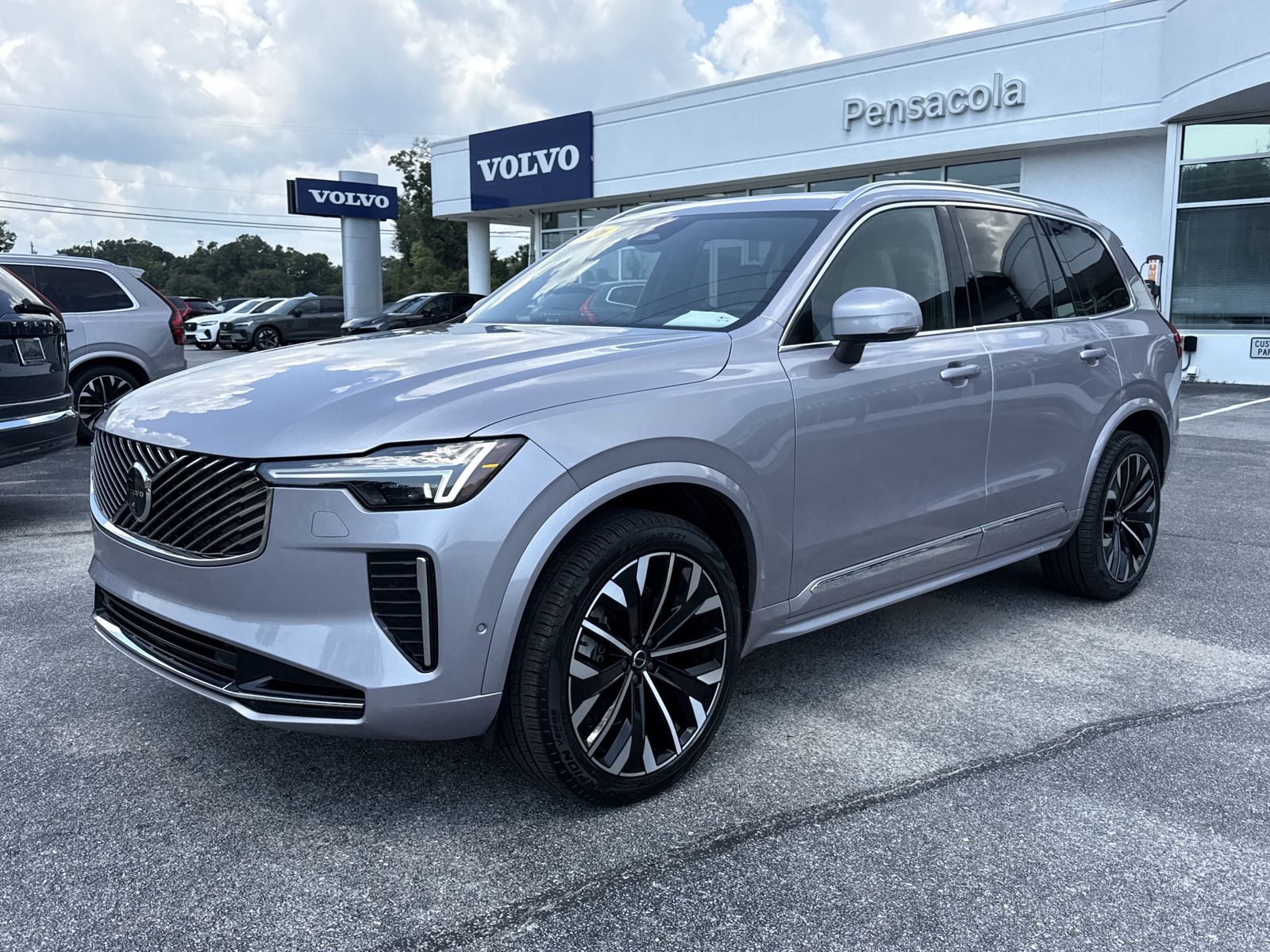 2026 Volvo XC90 B6 Plus 7-Seater SUV