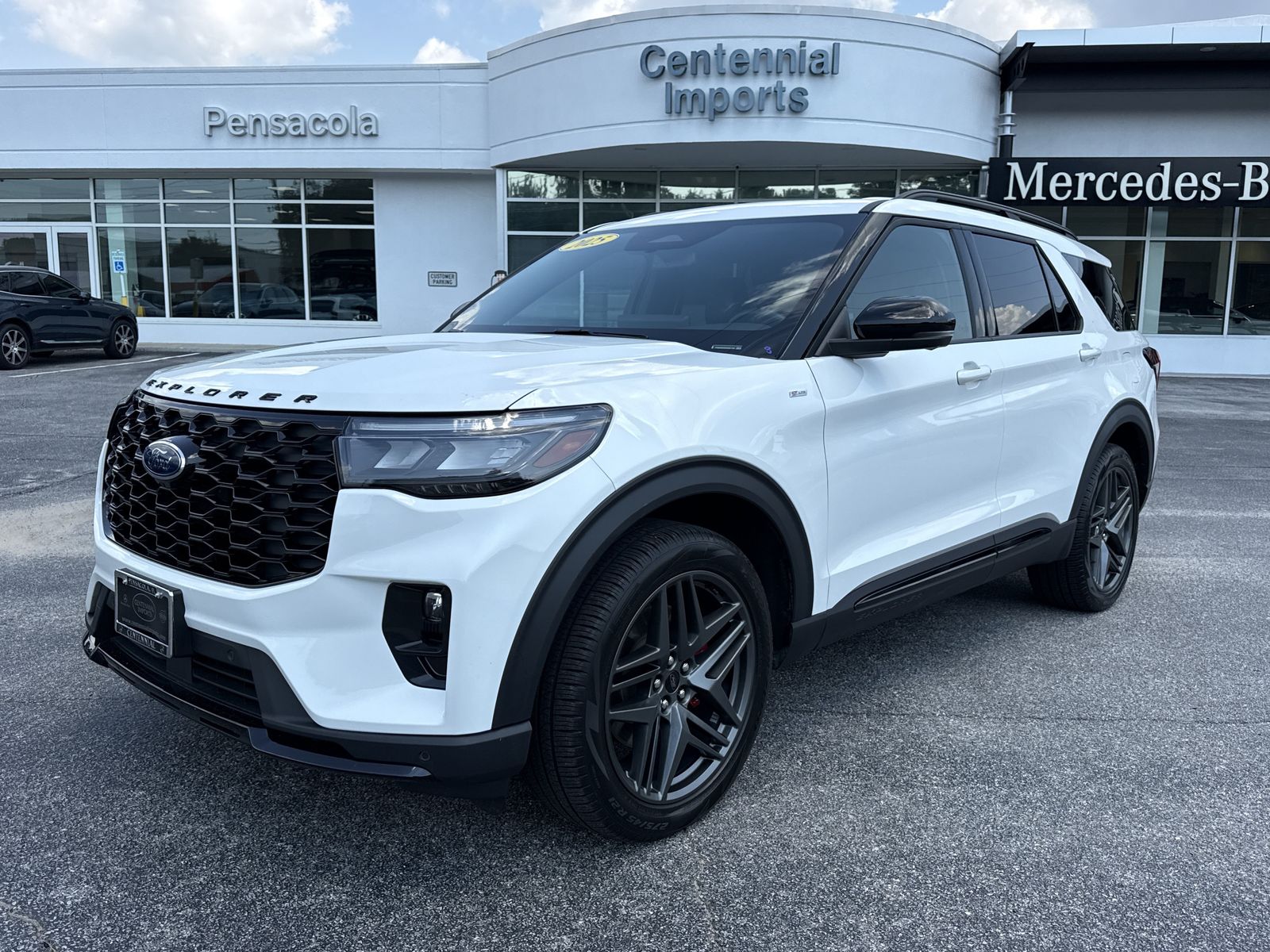 2025 Ford Explorer ST-Line SUV