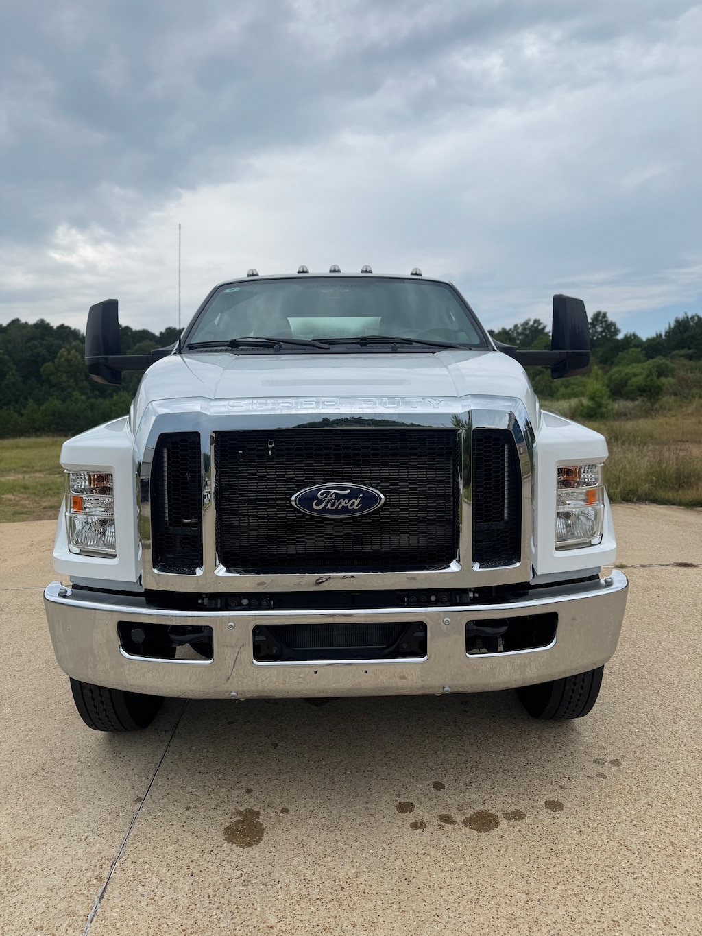 New 2024 Ford F-650-750 F-750 SD Diesel Straight Frame TRUCK