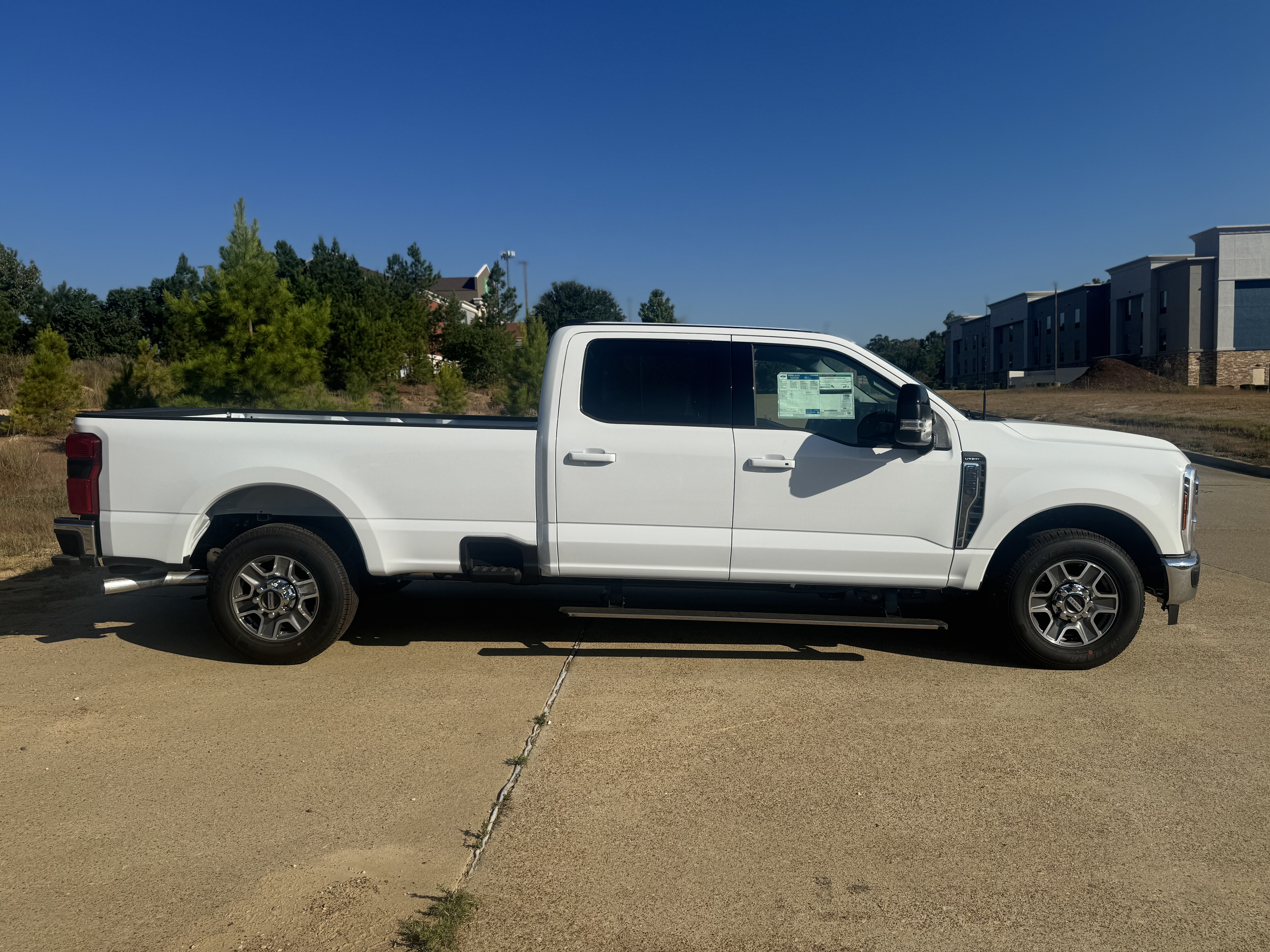 New 2026 Ford Super Duty F-350® Lariat® TRUCK