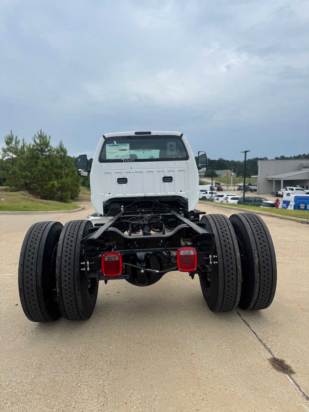 New 2024 Ford F-650-750 F-750 SD Diesel Straight Frame TRUCK