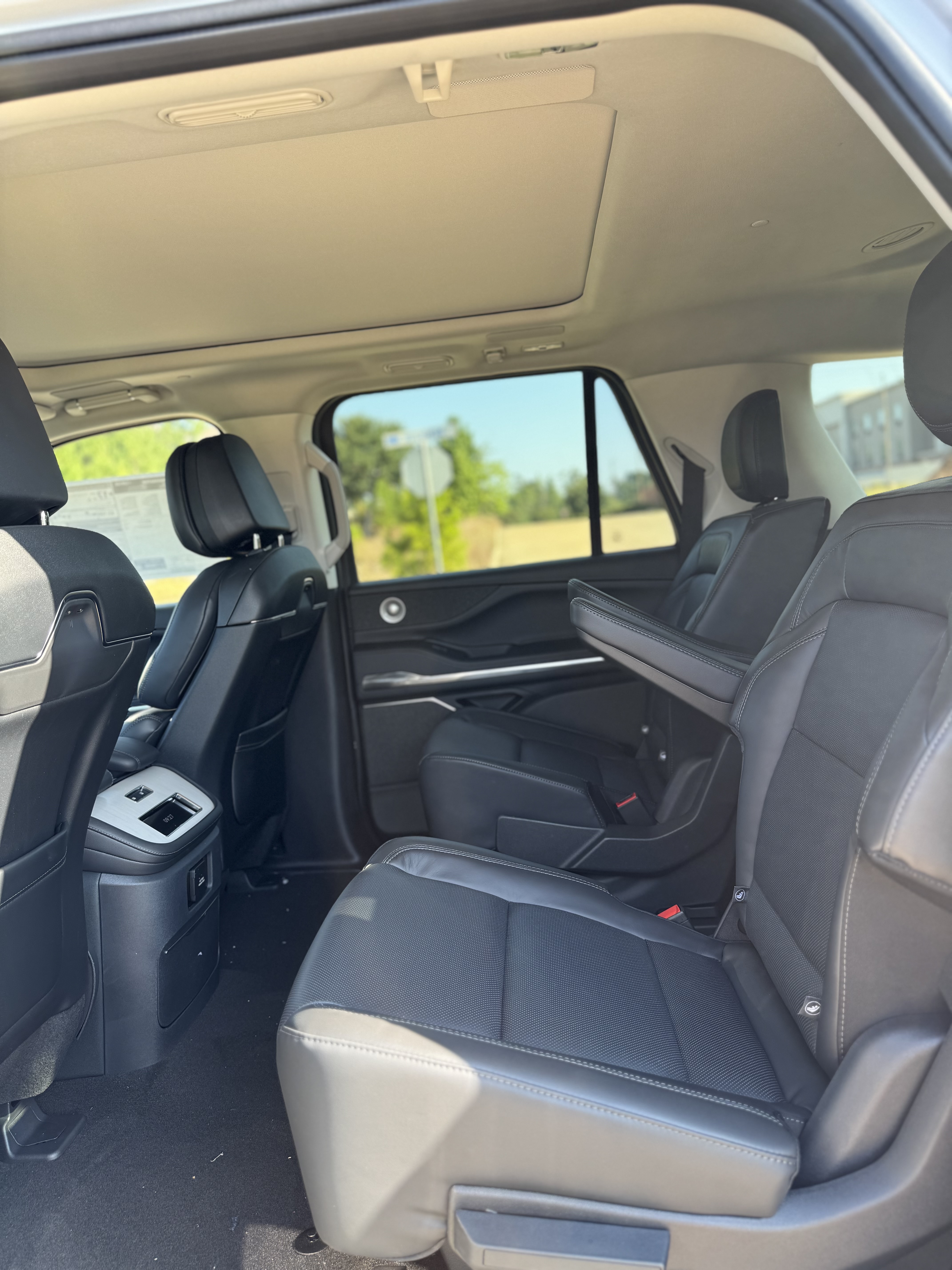 2025 Lincoln Navigator Reserve L - Photo 34