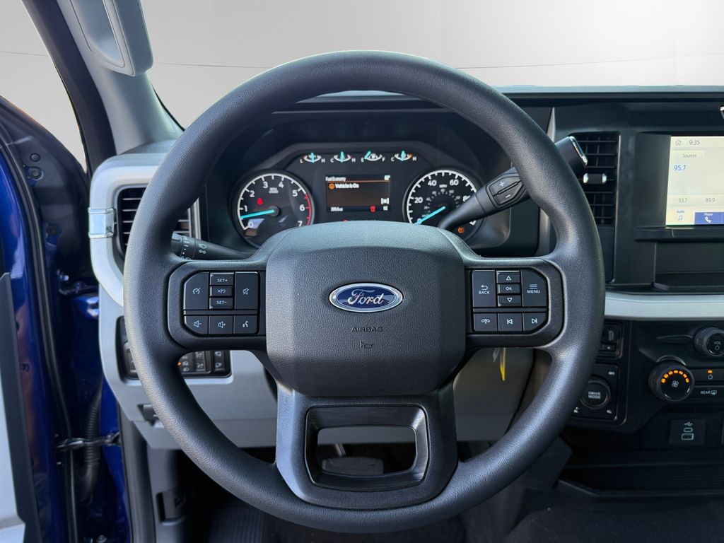 2026 Ford F-350 Super Duty XLT - Photo 12