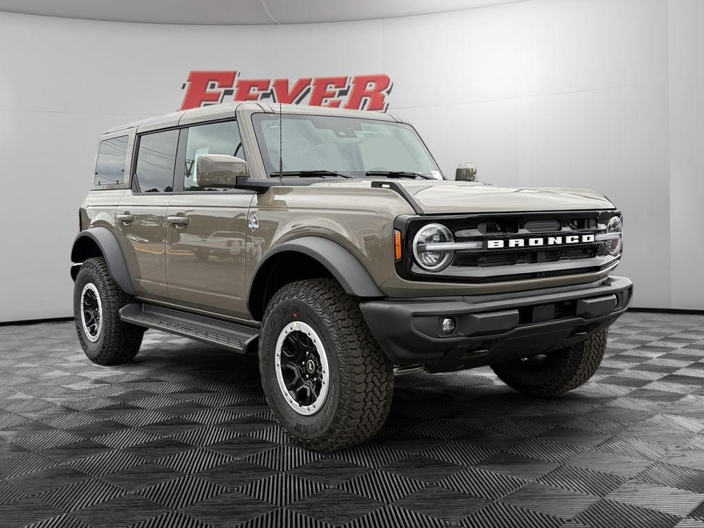 New 2025 Ford Bronco Outer Banks SUV