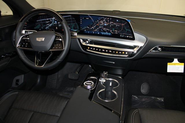 2026 Cadillac LYRIQ Luxury - Photo 12
