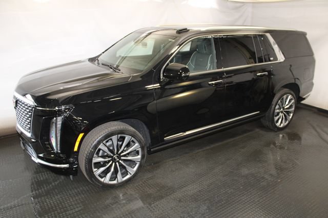 New 2026 CADILLAC Escalade ESV Luxury SUV