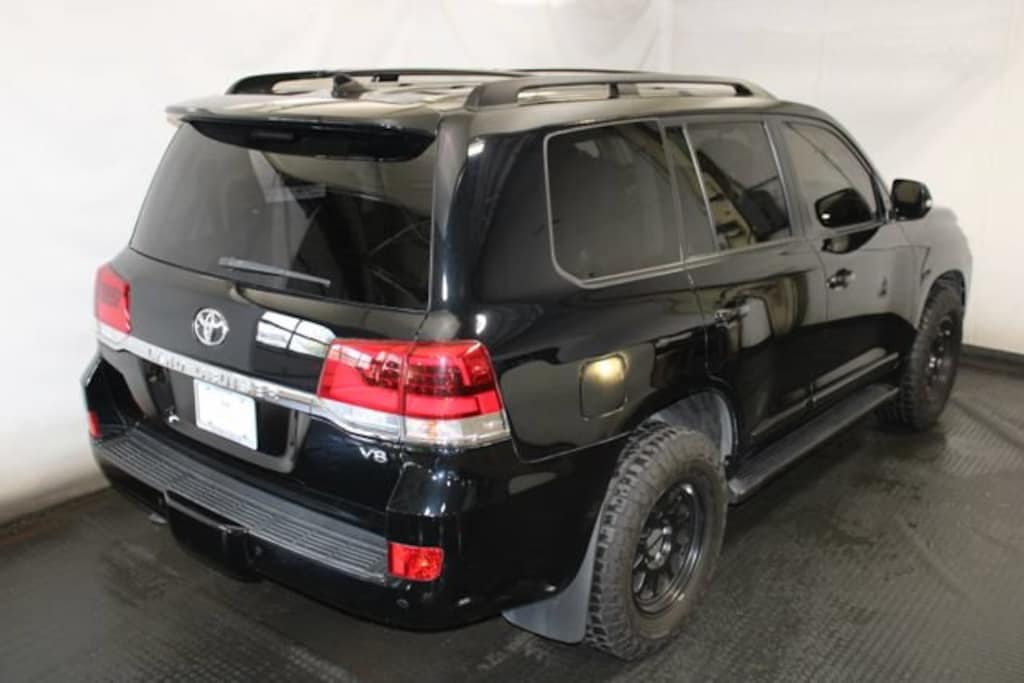 Used 2017 Toyota Land Cruiser V8 SUV
