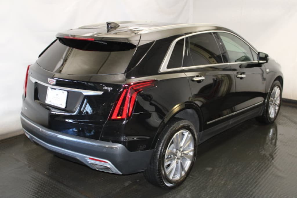 Certified 2025 CADILLAC XT5 Premium Luxury SUV