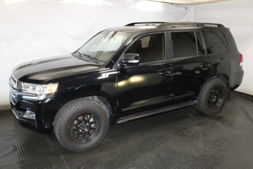 Used 2017 Toyota Land Cruiser V8 SUV