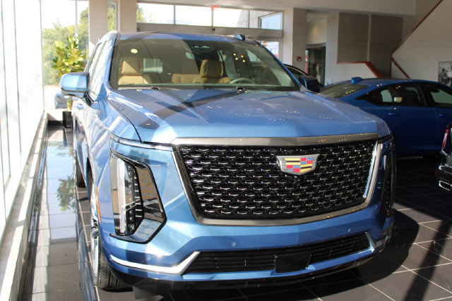 New 2026 CADILLAC Escalade Luxury SUV