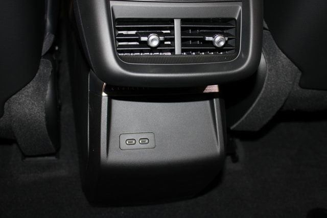 2026 Cadillac LYRIQ Luxury - Photo 8