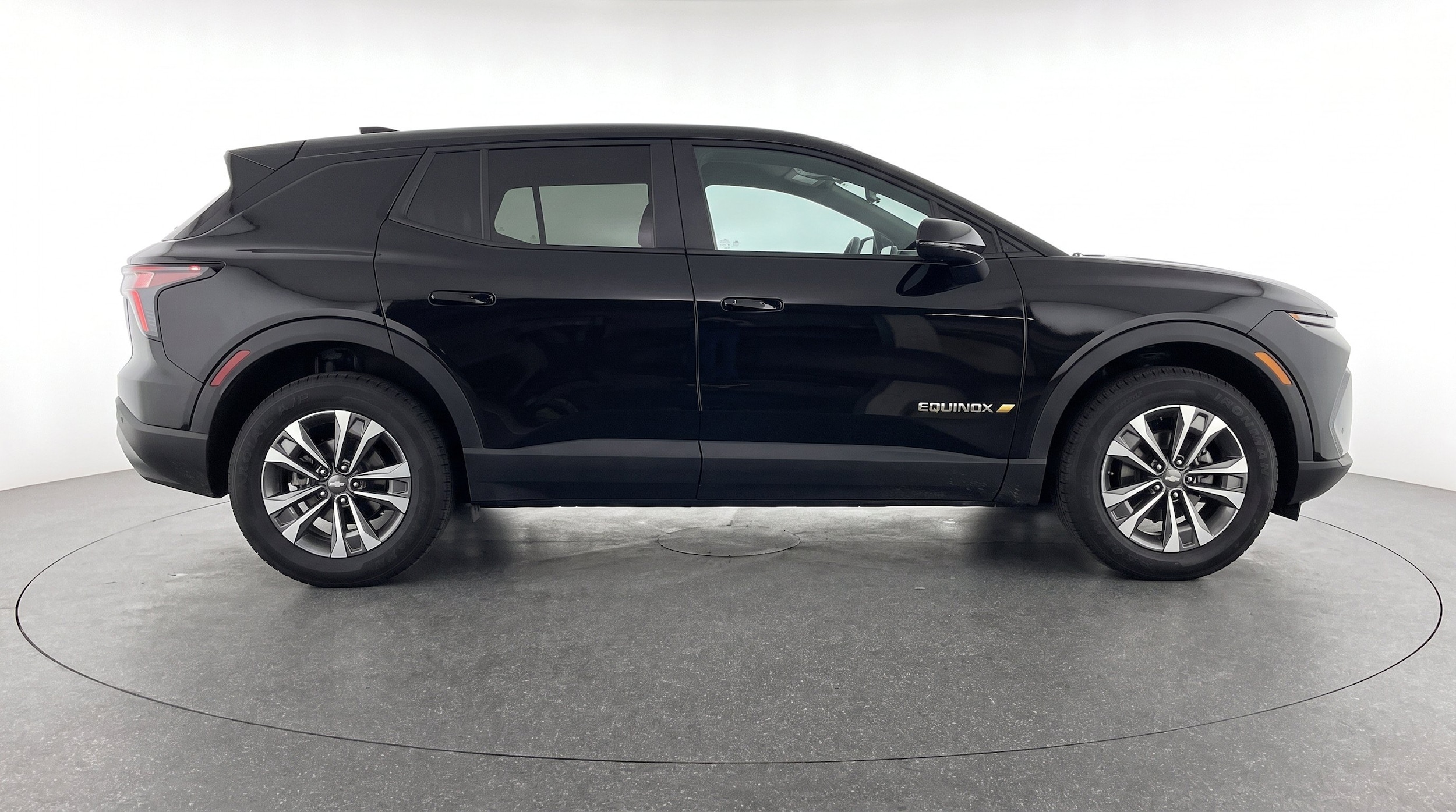 Thumbnail: 2025 Chevrolet Equinox - 10