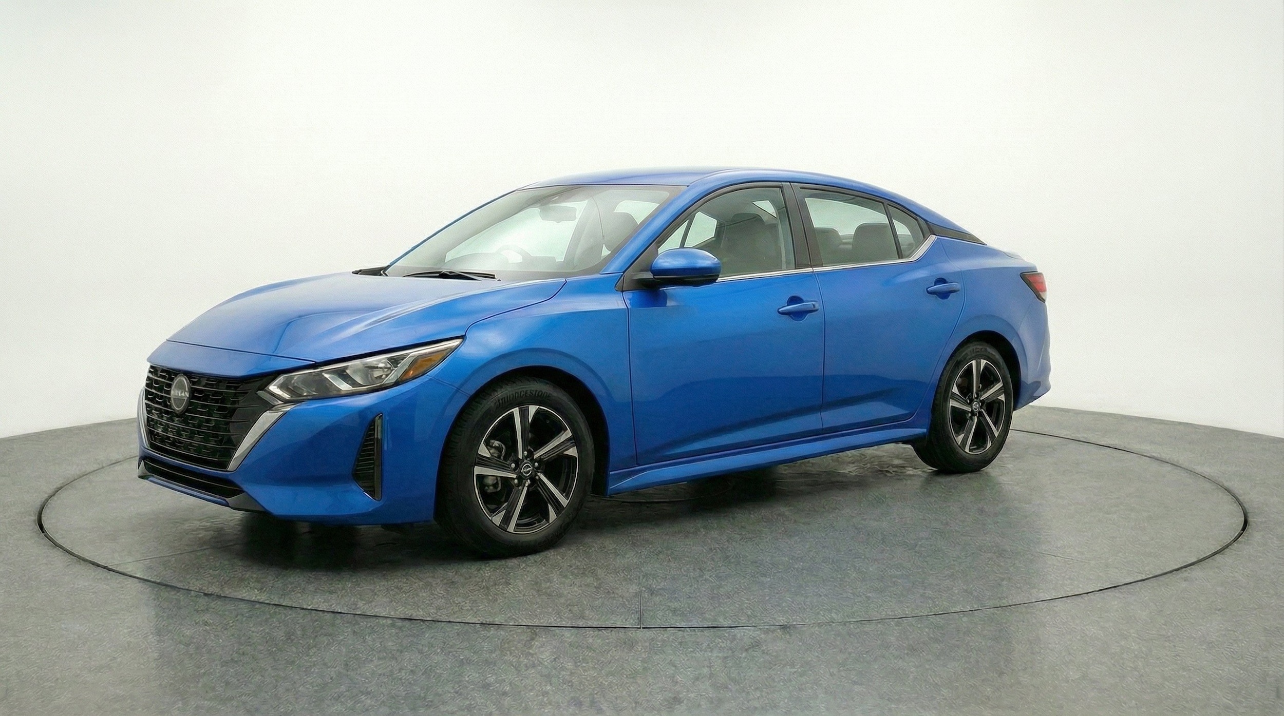 Thumbnail: 2025 Nissan Sentra - 3