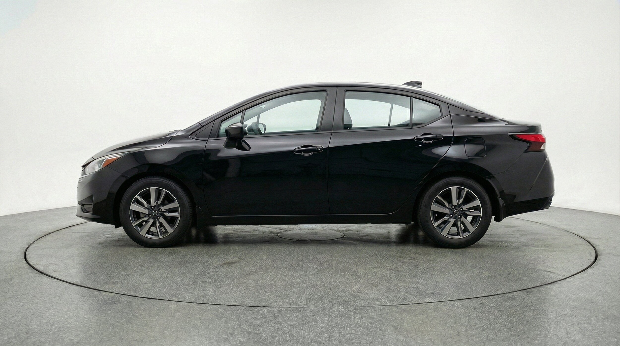 Thumbnail: 2025 Nissan Versa - 5