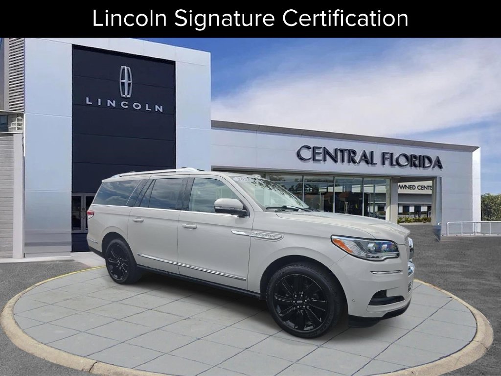 2023 Lincoln Navigator