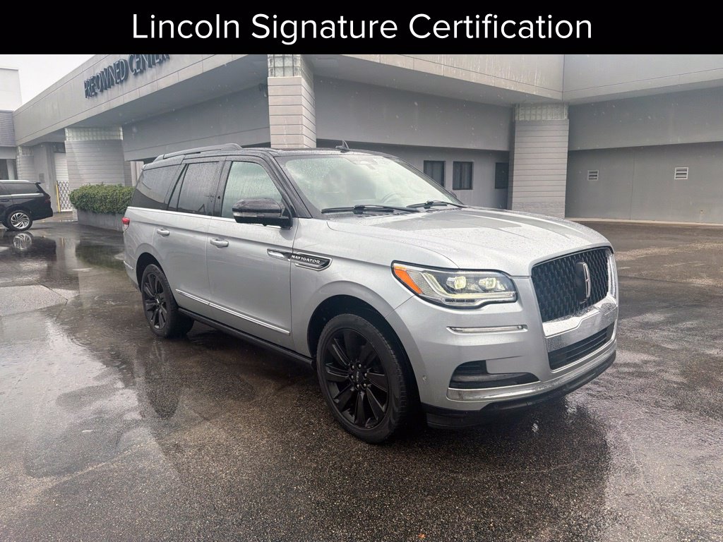 2022 Lincoln Navigator