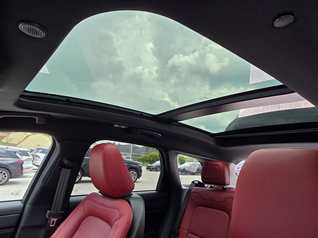 2025 Lincoln Corsair Grand Touring - Photo 26