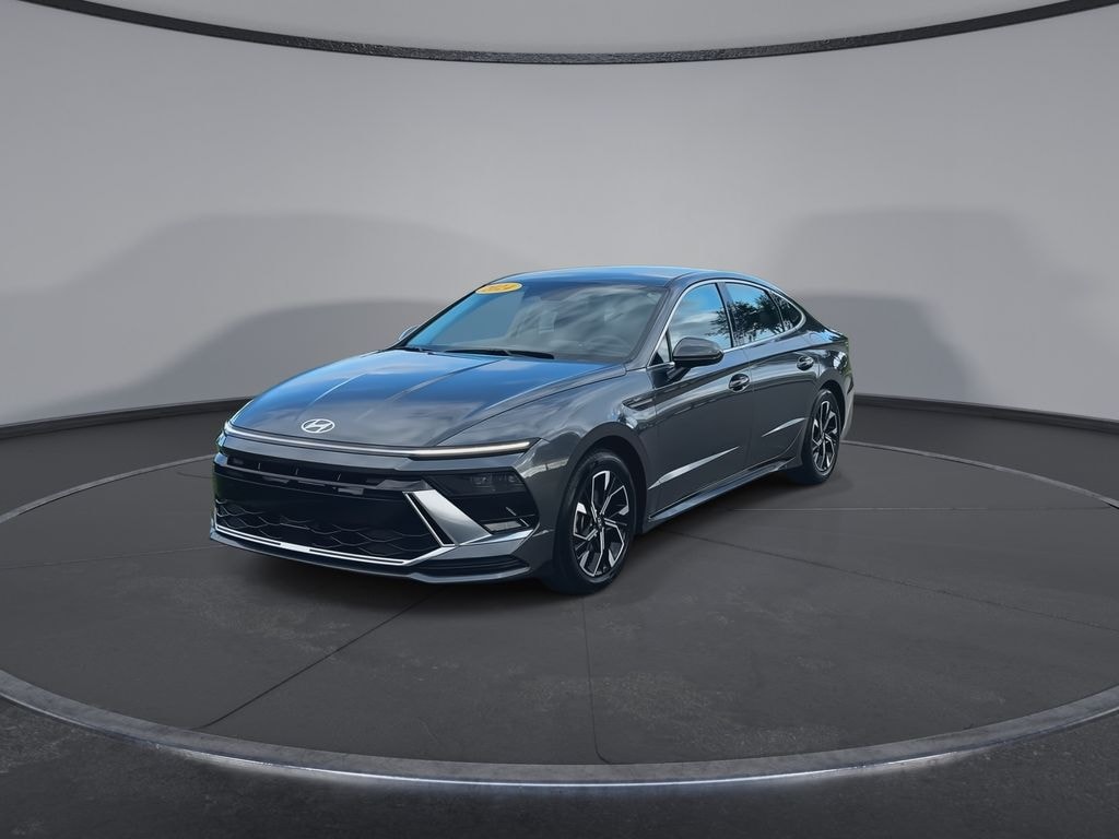 Used 2024 Hyundai Sonata SEL Sedan