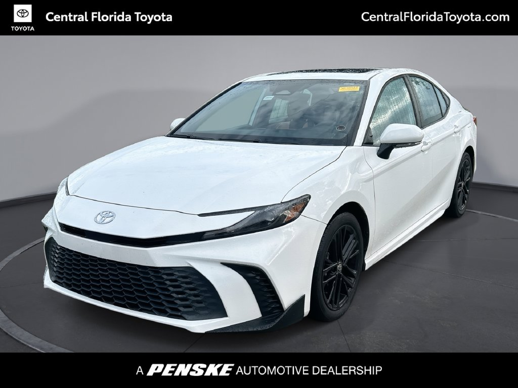 Used 2025 Toyota Camry SE Sedan