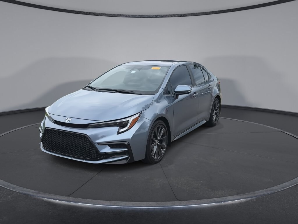 Used 2025 Toyota Corolla SE Sedan