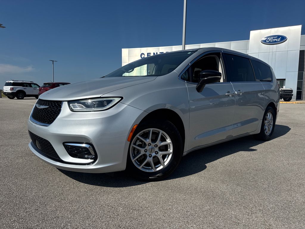 2024 Chrysler Pacifica