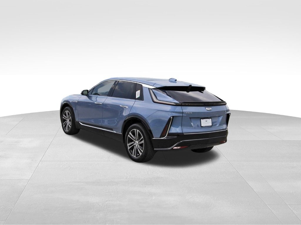 New 2027 CADILLAC LYRIQ Luxury SUV
